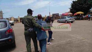 Palais du peuple: le procureur Sidy Souleymane N'Diaye, fuyant la presse