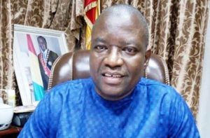 Sékouba Savané débarqué à la tête de la RTG, Fana Soumah monte DG