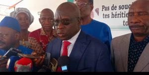 Gestion de la transition: "...globalement, il y a trop de fronts de contradiction" (Dr Koureissy Condé)
