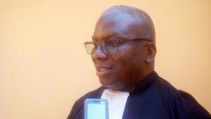 Affaire El hadj Doura: Réactions des avocats après le renvoi pour la poursuite des débats