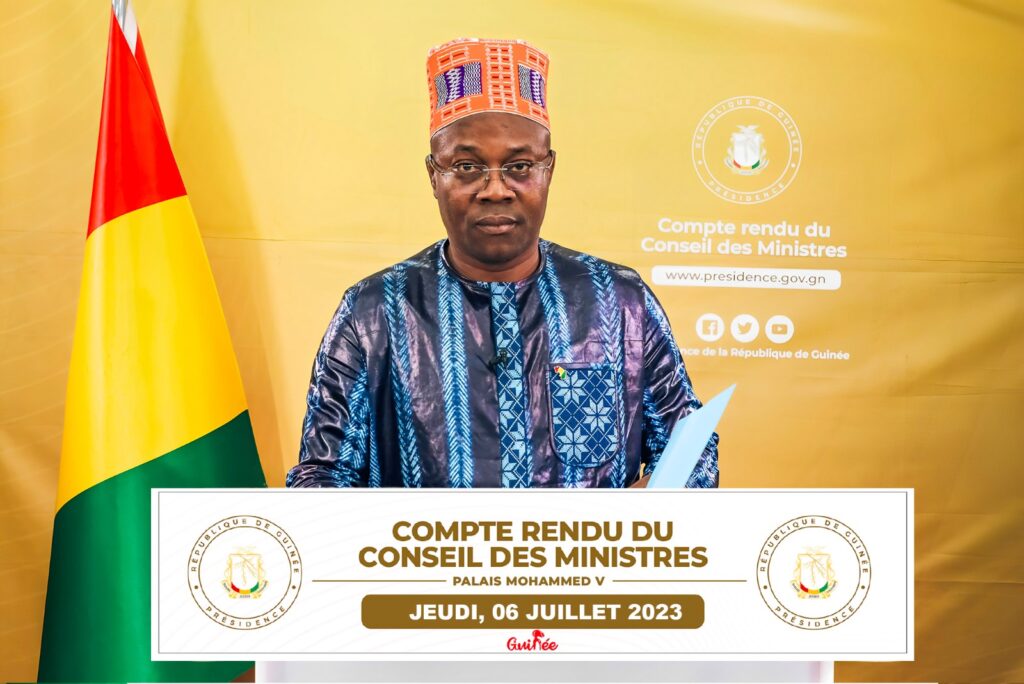 Quatre nouveaux cas de mort, Kaloum ouvert aux travailleurs, la vente du gazole reprend (Communiqué)