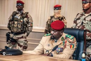 Desserte en courant électrique : le Général Mamadi Doumbouya tape du poing sur la table ! (Confidences)