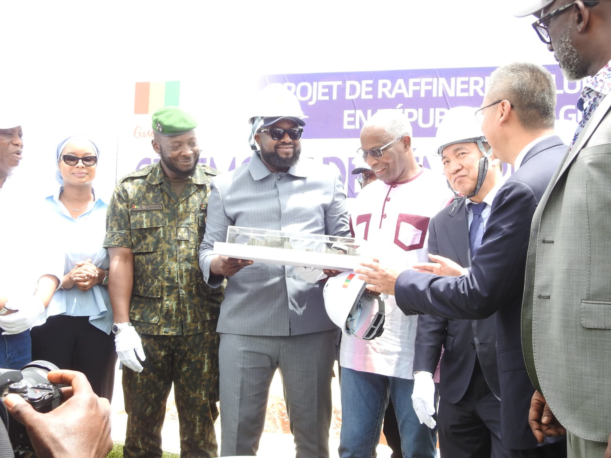 Raffineries en Guinée,Code minier guinéen,Transformation des matières premières 