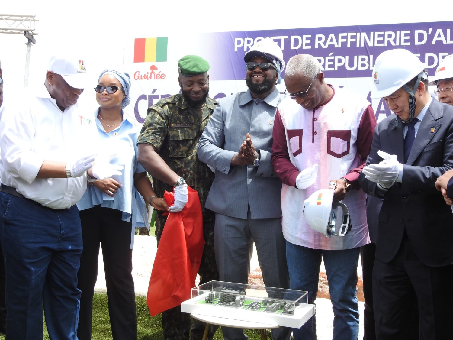 Construction des raffineries en Guinée : Djiba Diakité invite les entreprises minières à se conformer au Code minier