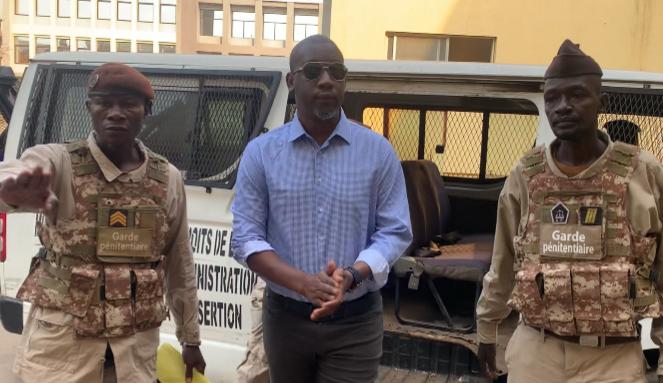 Cour d’appel de Conakry : l’audience d’Aliou Bah suspendue après plusieurs incidents