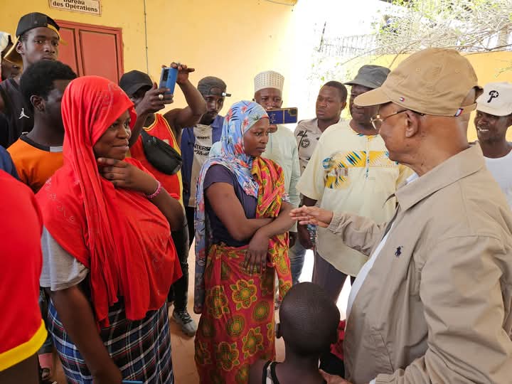 Mauritanie : Cellou Dalein rend visite aux guinéens expulsés vers Rosso, frontière sénégalo-mauritanienne