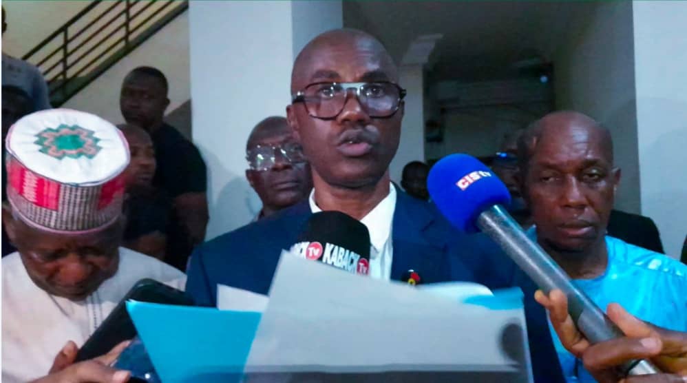 Crise à la FEGUIFOOT : Les raisons de la révocation provisoire du président, Bouba Sampil (Déclaration)