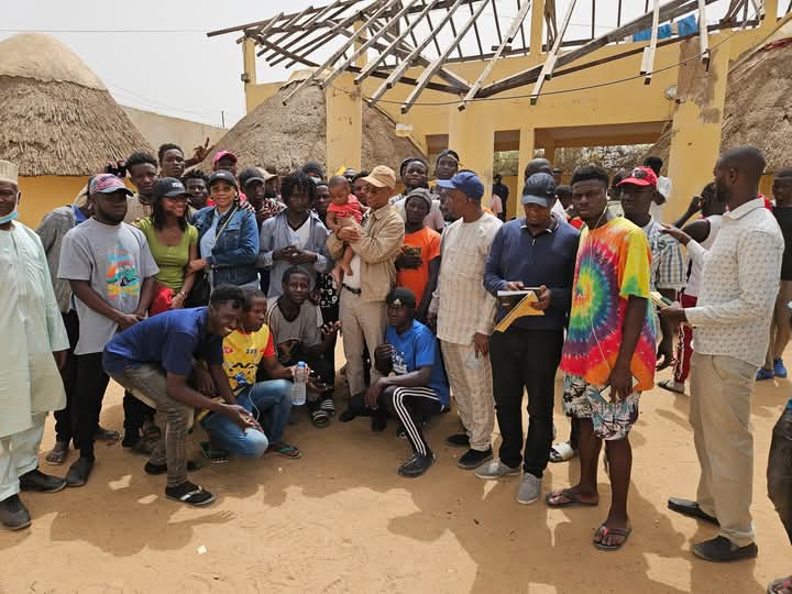 Mauritanie : Cellou Dalein rend visite aux guinéens expulsés vers Rosso, frontière sénégalo-mauritanienne