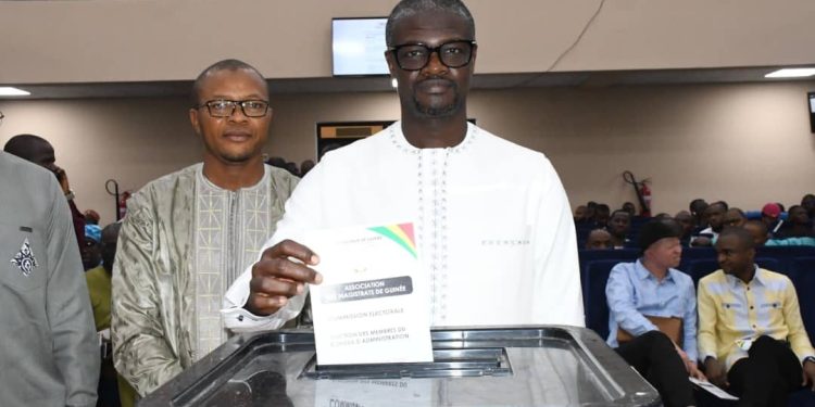 https://www.guinee114.online/2025/06/12/amg-ibrahima-sory-ii-tounkara-elu-president-du-conseil-dadministration/